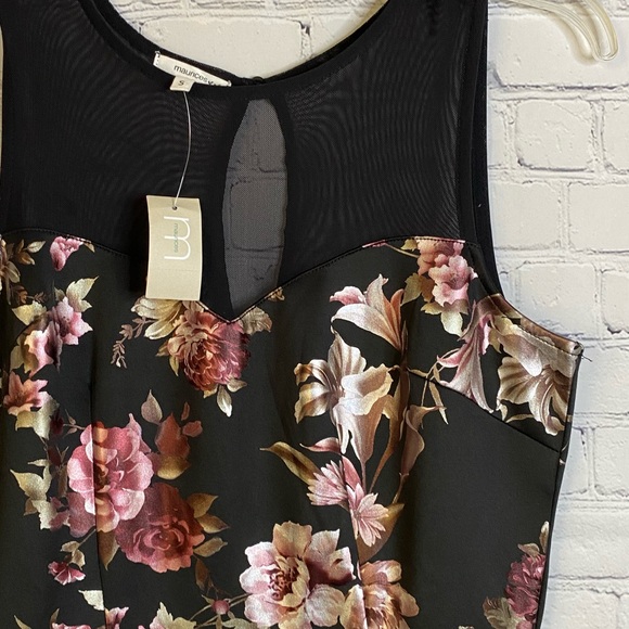 NWTO! Maurice dress! Size small! - Picture 7 of 9